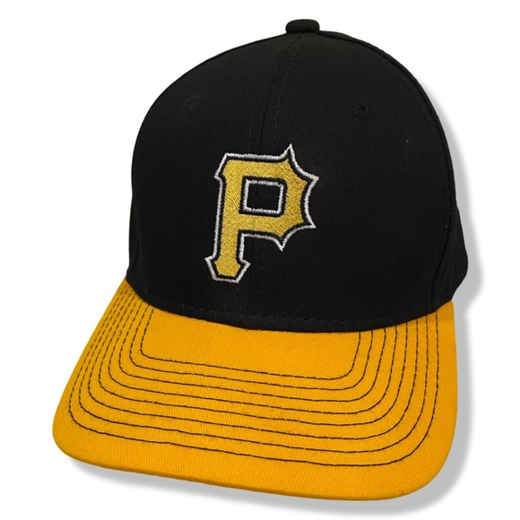 Vintage 90s Pittsburgh Pirates SnapBack Hat - Picture 2 of 4